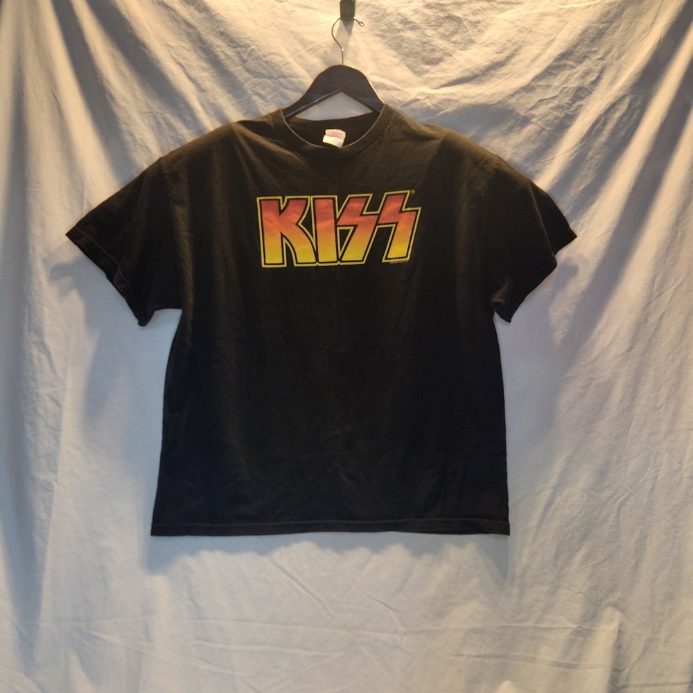 KISS Army Band Shirt 2005 Spell Out Black T-Shirt Cotton Tennessee River Size XL